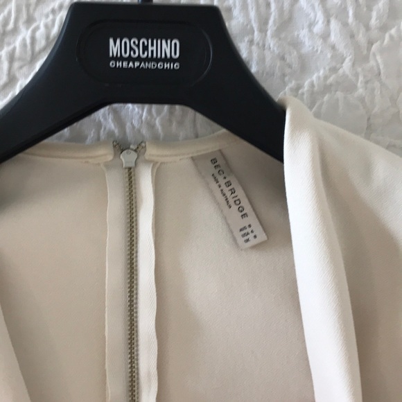 BEC + Bridge designer deep V dress - Picture 3 of 4